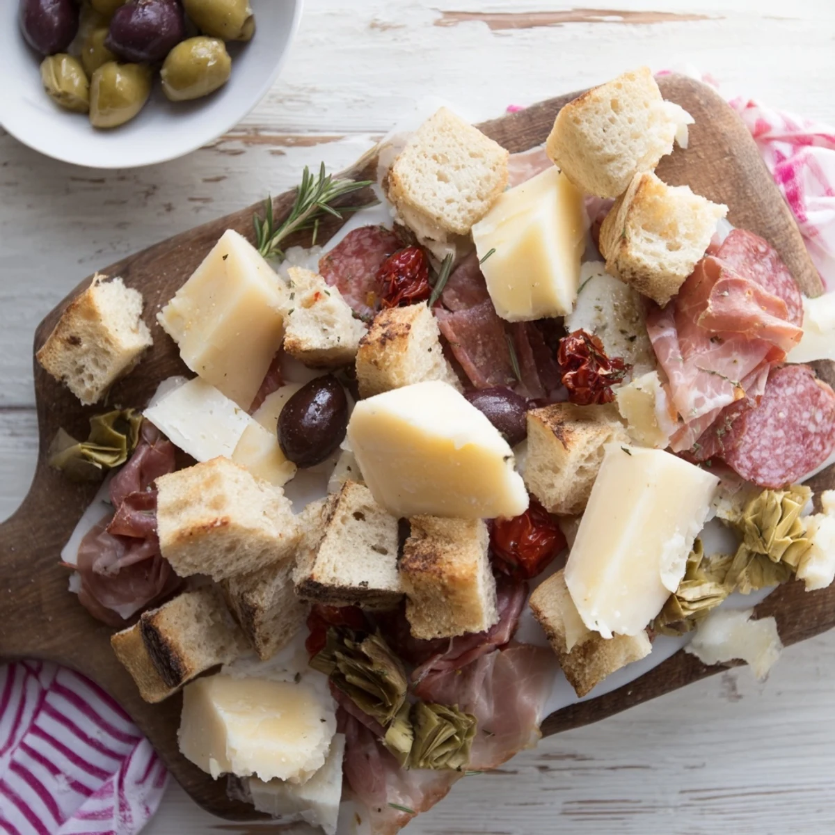 This recipe for a Rustic Italian Farmhouse Board presents a delicious arrangement of Italian flavors perfect for sharing.
